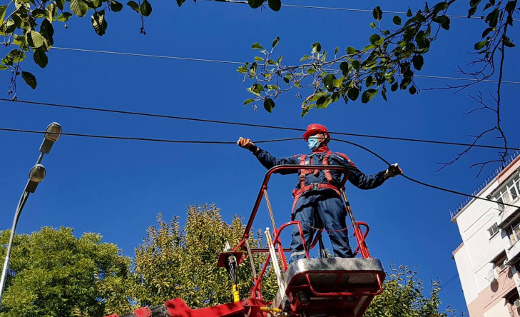 Сочинские энергетики приняли на баланс более 100 километров бесхозных линий электропередачи